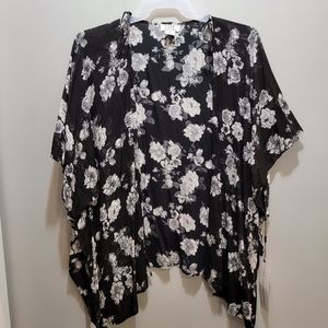 L.I.F.E Love is for Eternity Open Front Cardigan Poncho Black White M